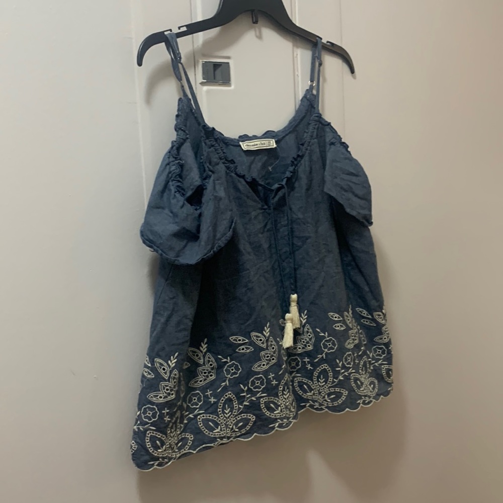 Peasant style Embroidery top -